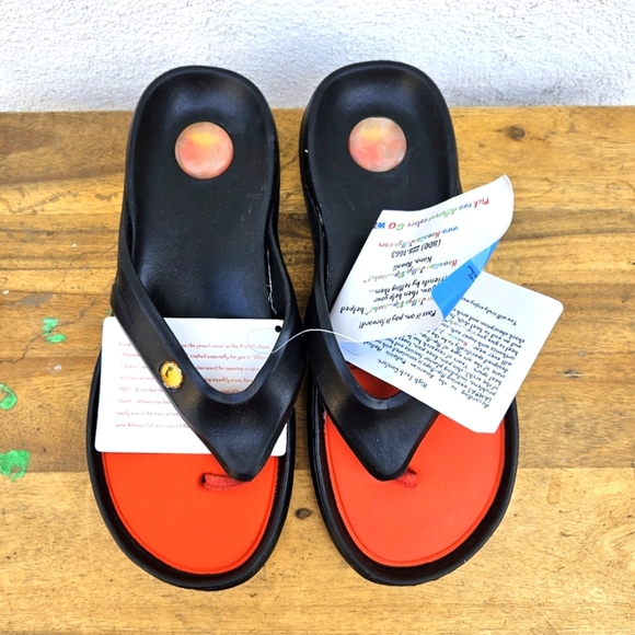 Hawaiian Jellys Ultra Comfort Kilauea Volcano Unisex  Sandals Men's 10 - Picture 3 of 15